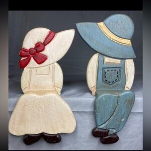 Vtg Farmhouse Couple Shelf Sitters Wooden Painted Wood 80s Cottage Core Amish